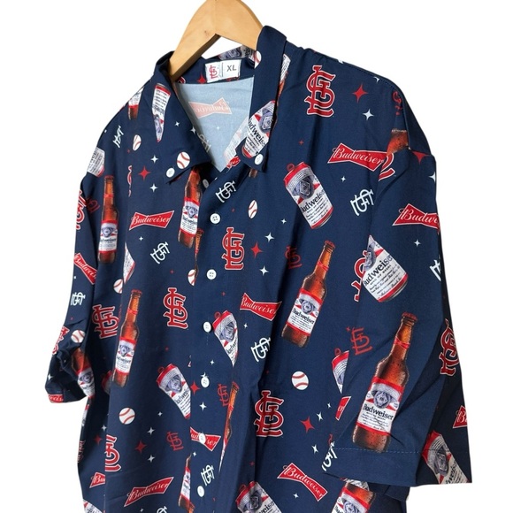 St. Louis Cardinals Budweiser Men's XL Graphic Print Button-Up Shirt MLB Casual - Picture 1 of 5